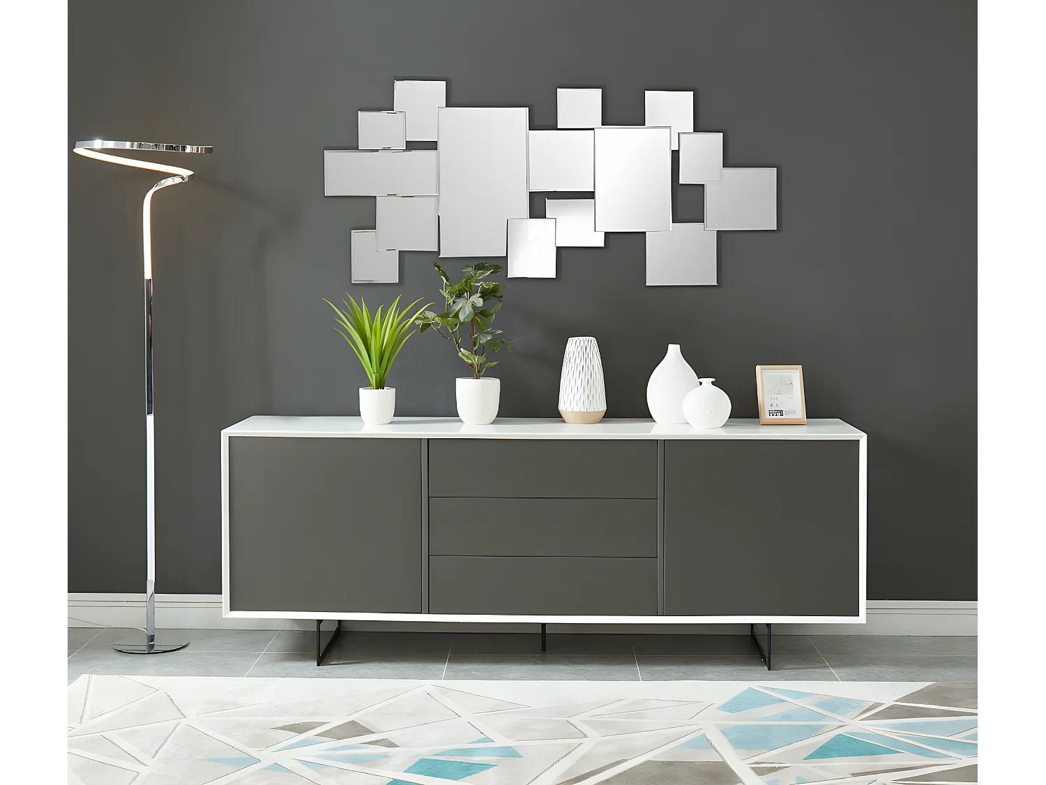 Lustro ścienne AROL o dekonstrukcyjnej formie – 120 × 2 × 53 cm – stal nierdzewna i MDF – kolor srebrny 115965 - obrazek 1